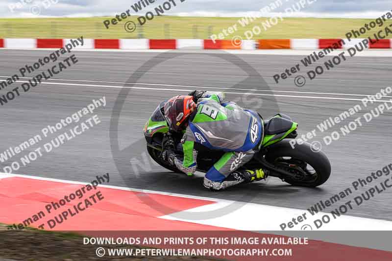 cadwell no limits trackday;cadwell park;cadwell park photographs;cadwell trackday photographs;enduro digital images;event digital images;eventdigitalimages;navarra;no limits trackdays;peter wileman photography;racing digital images;trackday digital images;trackday photos